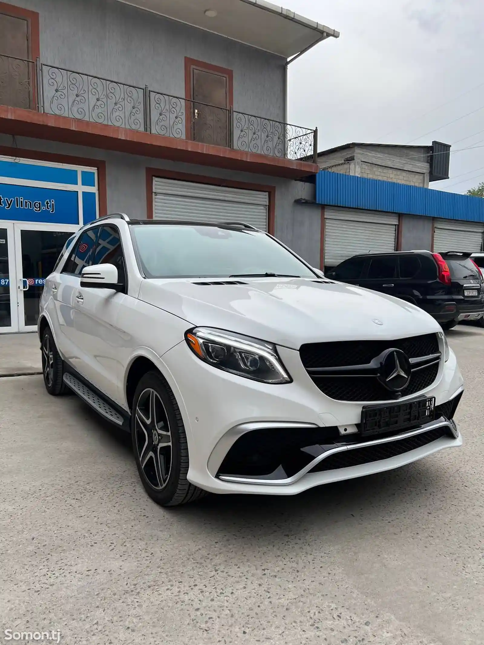 Mercedes-Benz GLE class, 2017-1