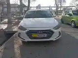 Hyundai Elantra, 2018-2