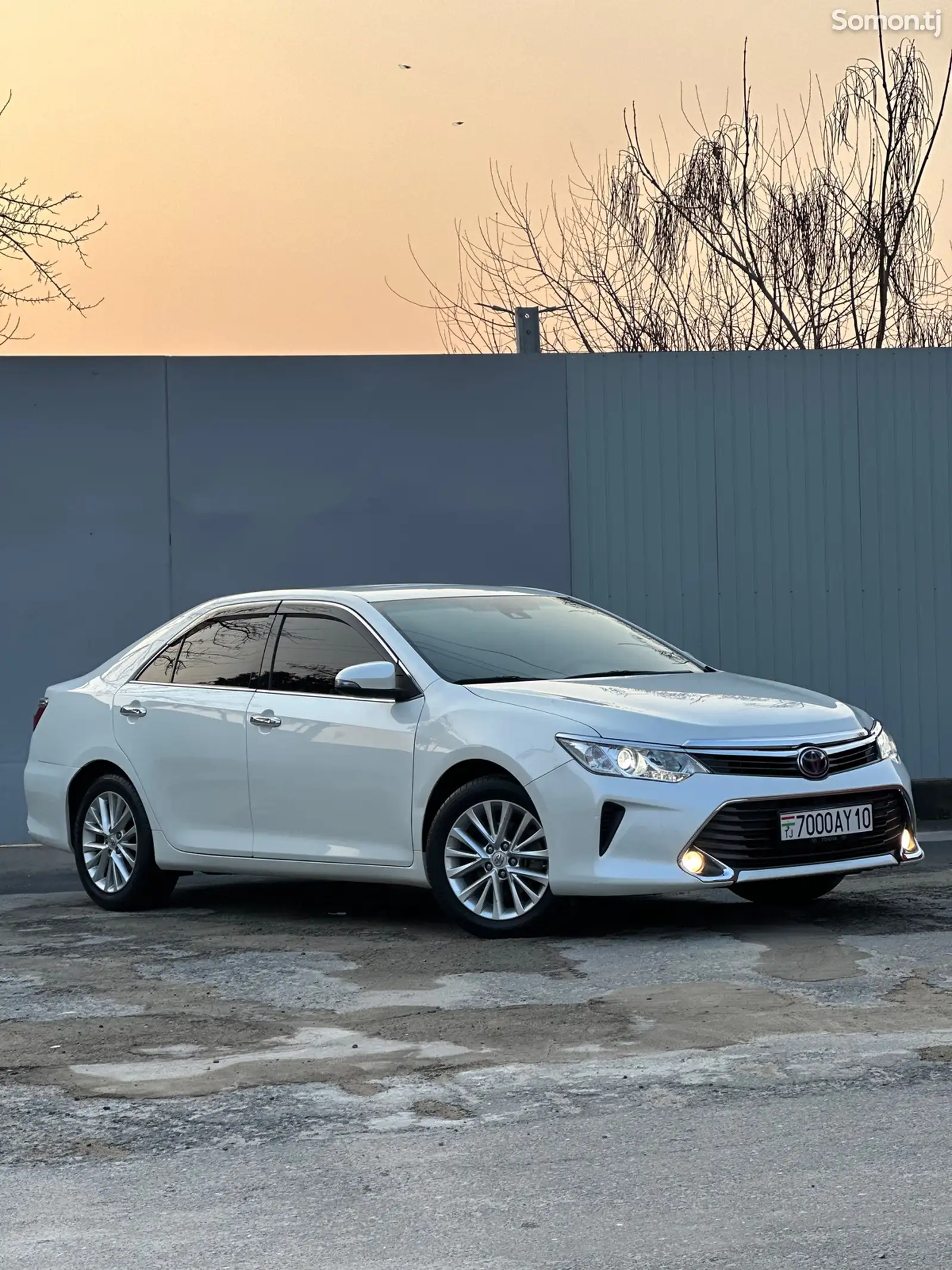 Toyota Camry, 2015-1