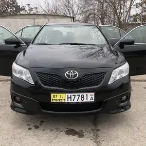 Toyota Camry, 2010