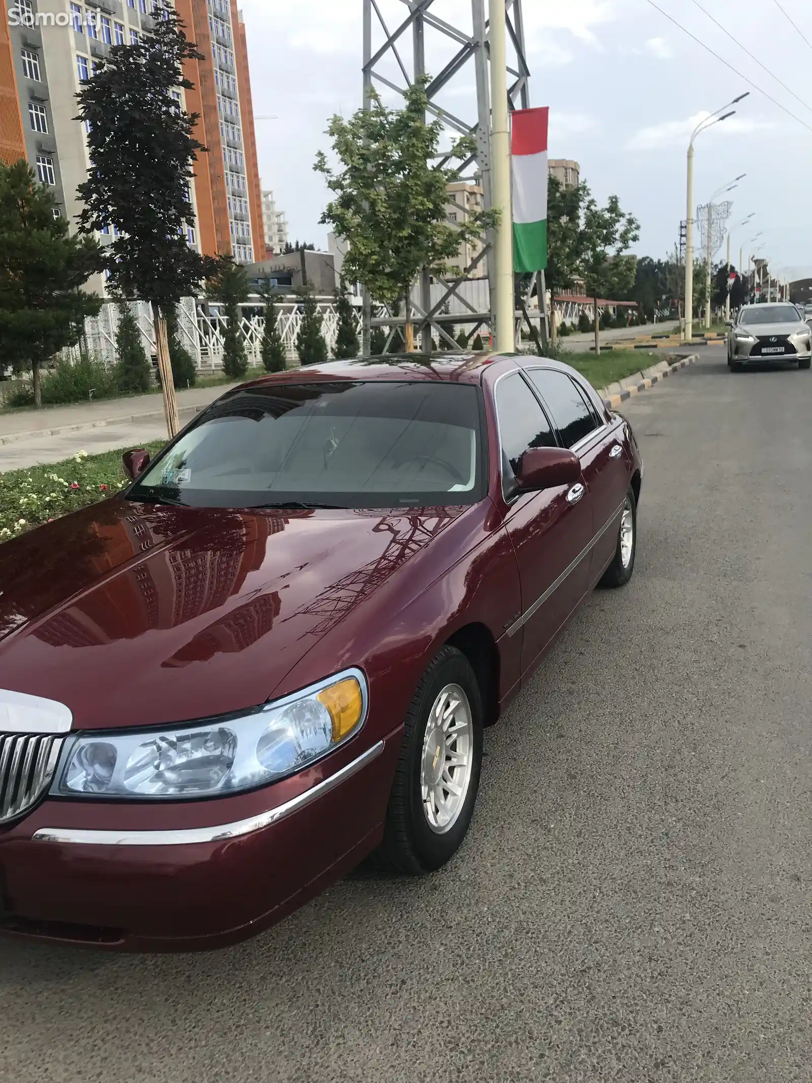 Lincoln Town Car, 1998-1