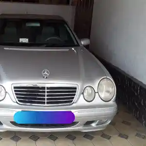 Mercedes-Benz E class, 2000