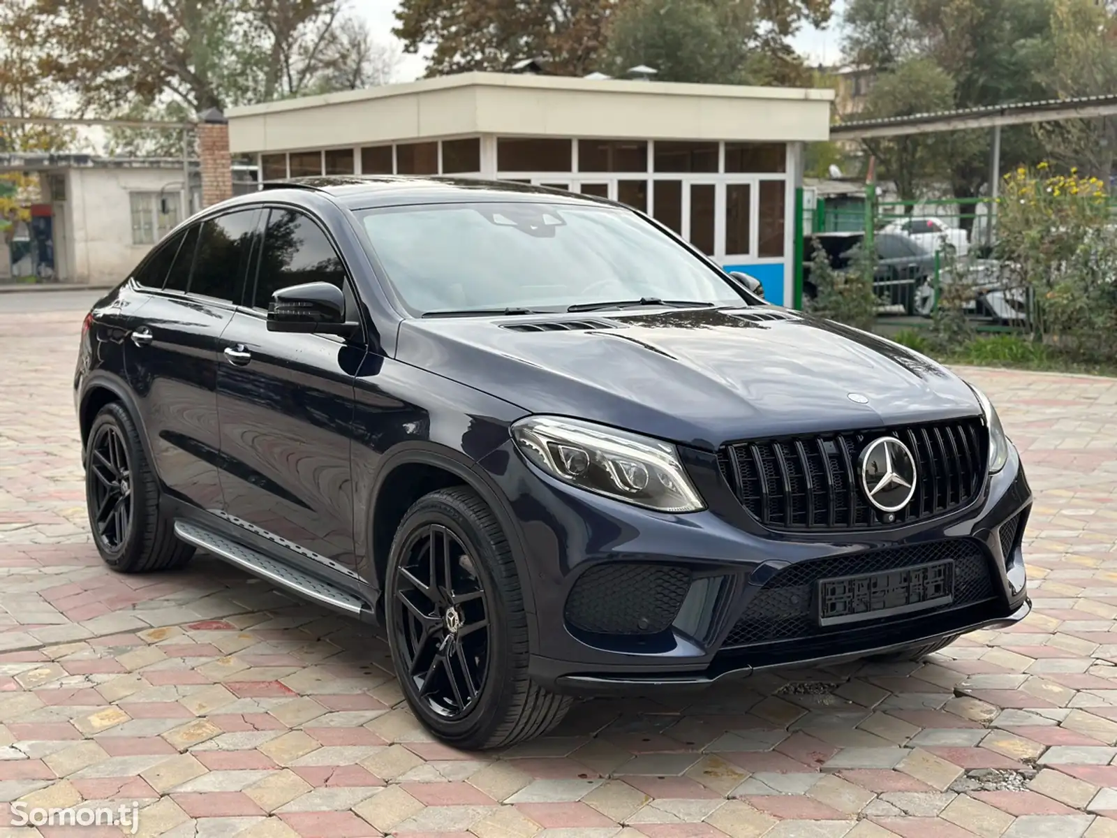 Mercedes-Benz GLE class, 2017-1