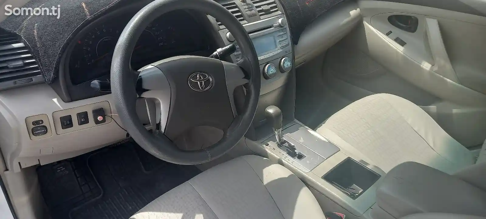 Toyota Camry, 2010-6