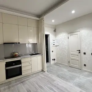 2-комн. квартира, 11 этаж, 54 м², Старый аэропорт