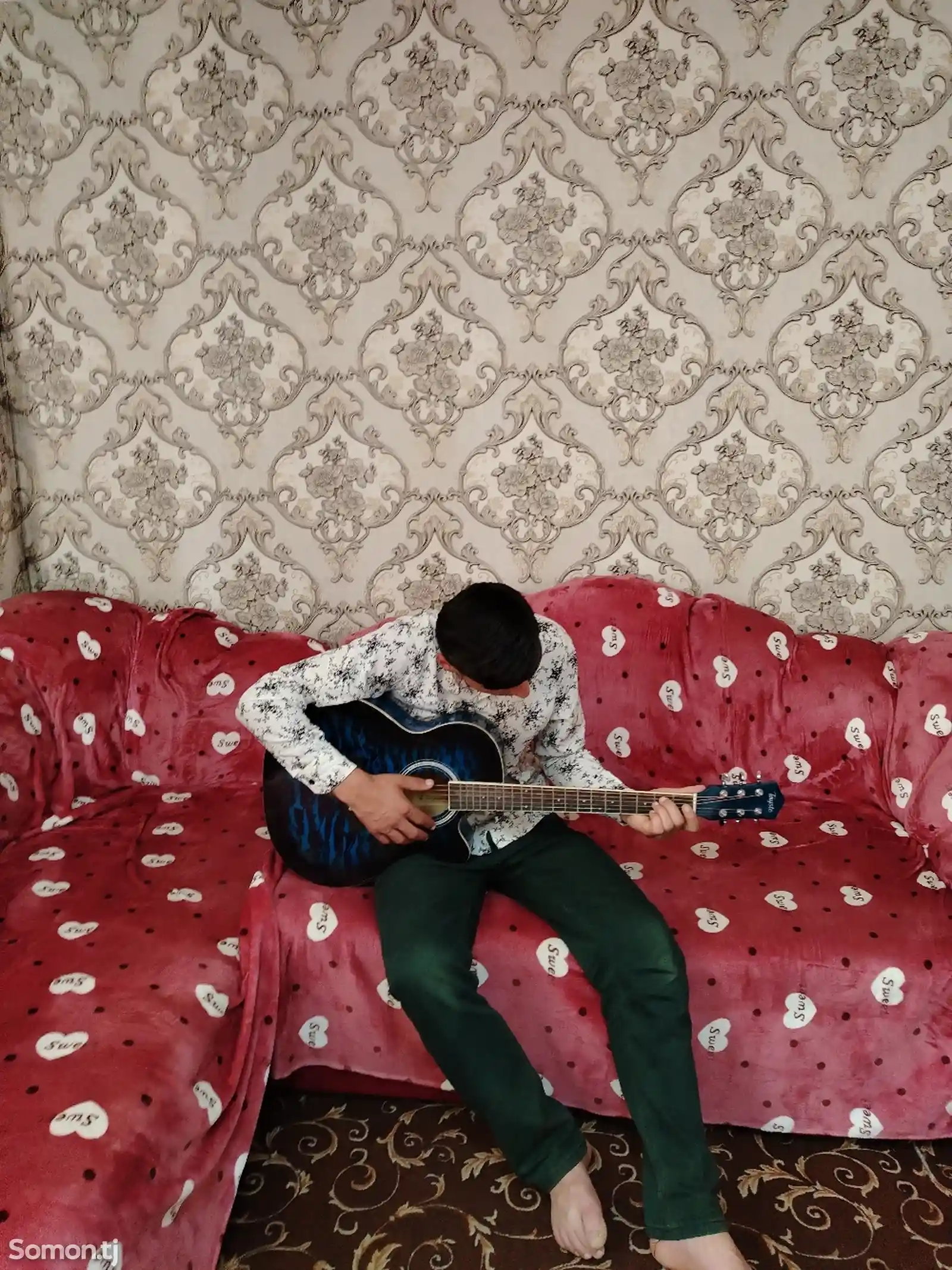 Акустическая гитара-5