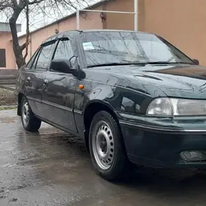 Daewoo Nexia, 1995