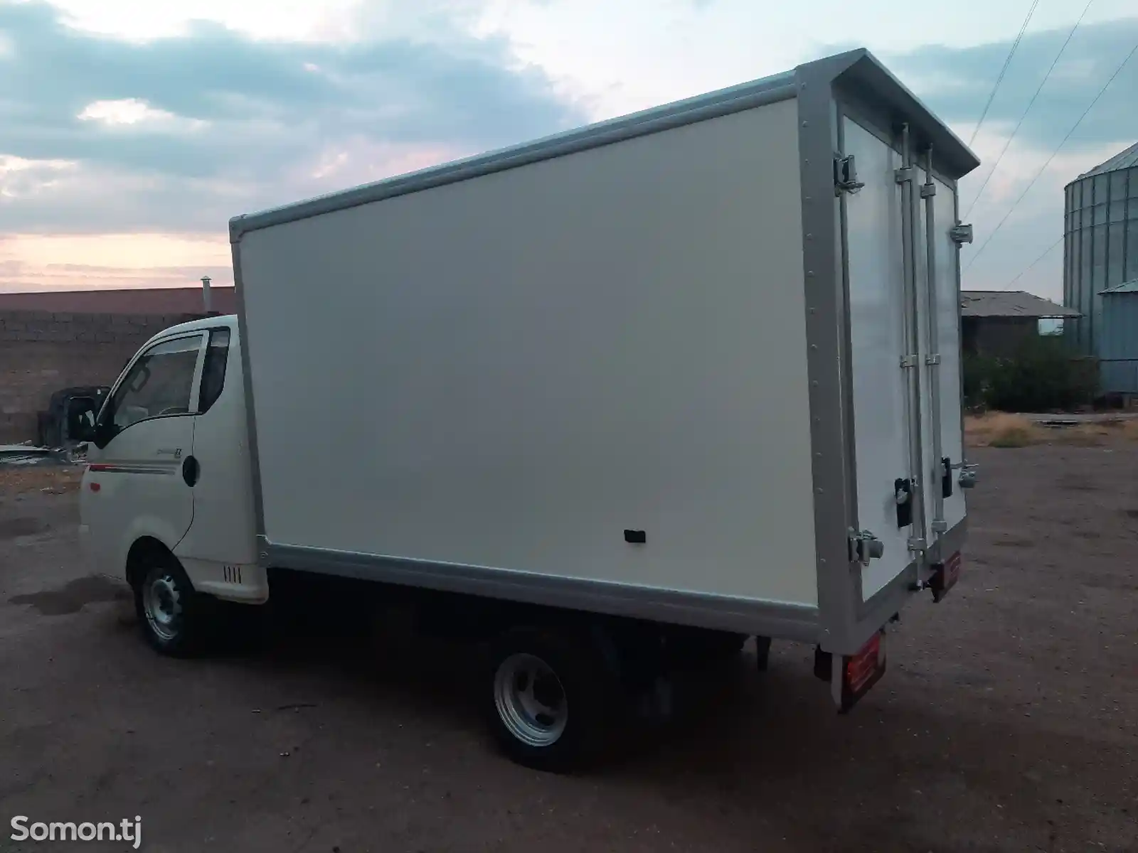 Бортовой Hyundai Porter, 2014-4