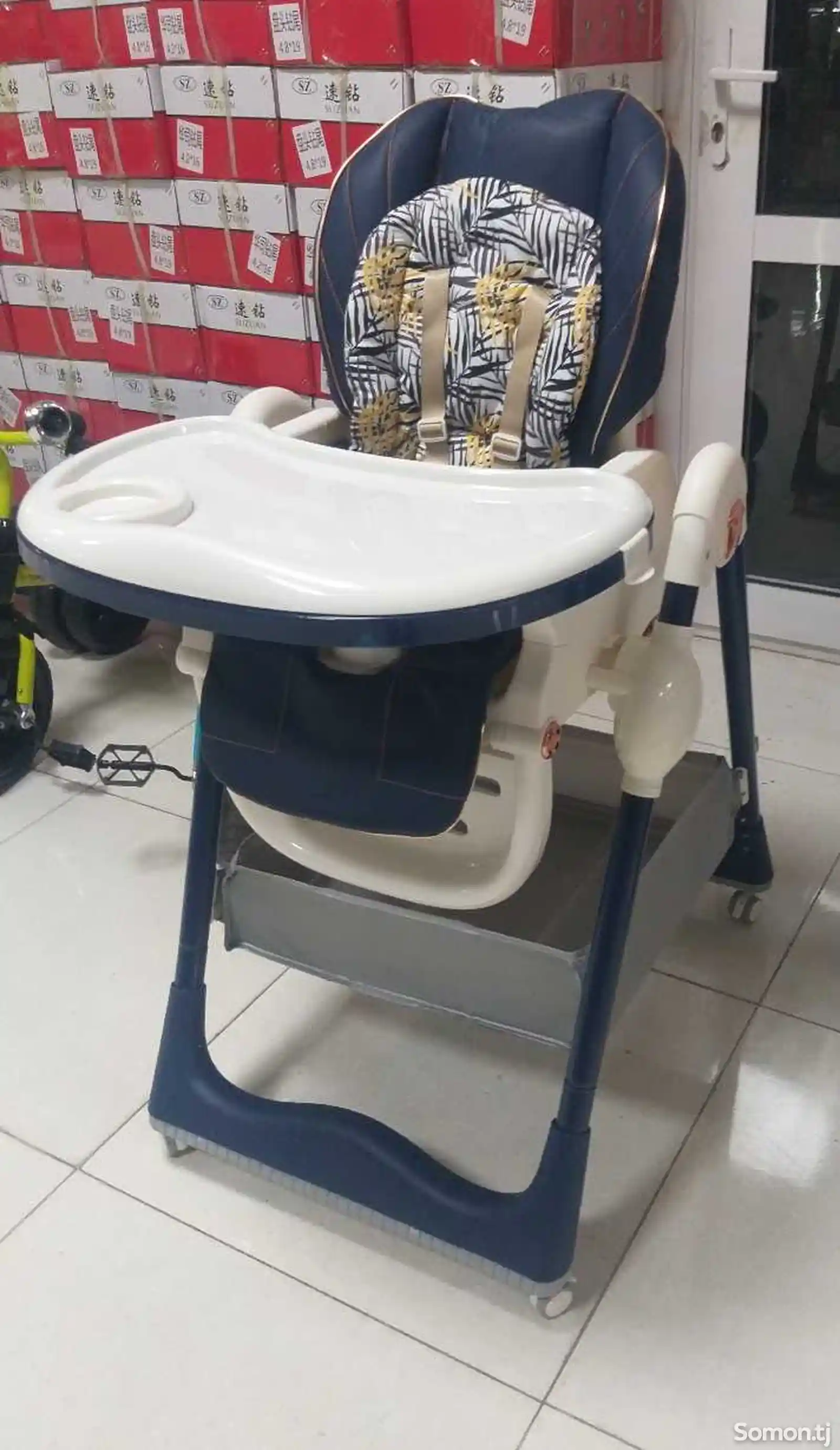 Детский стульчик для кормления-2