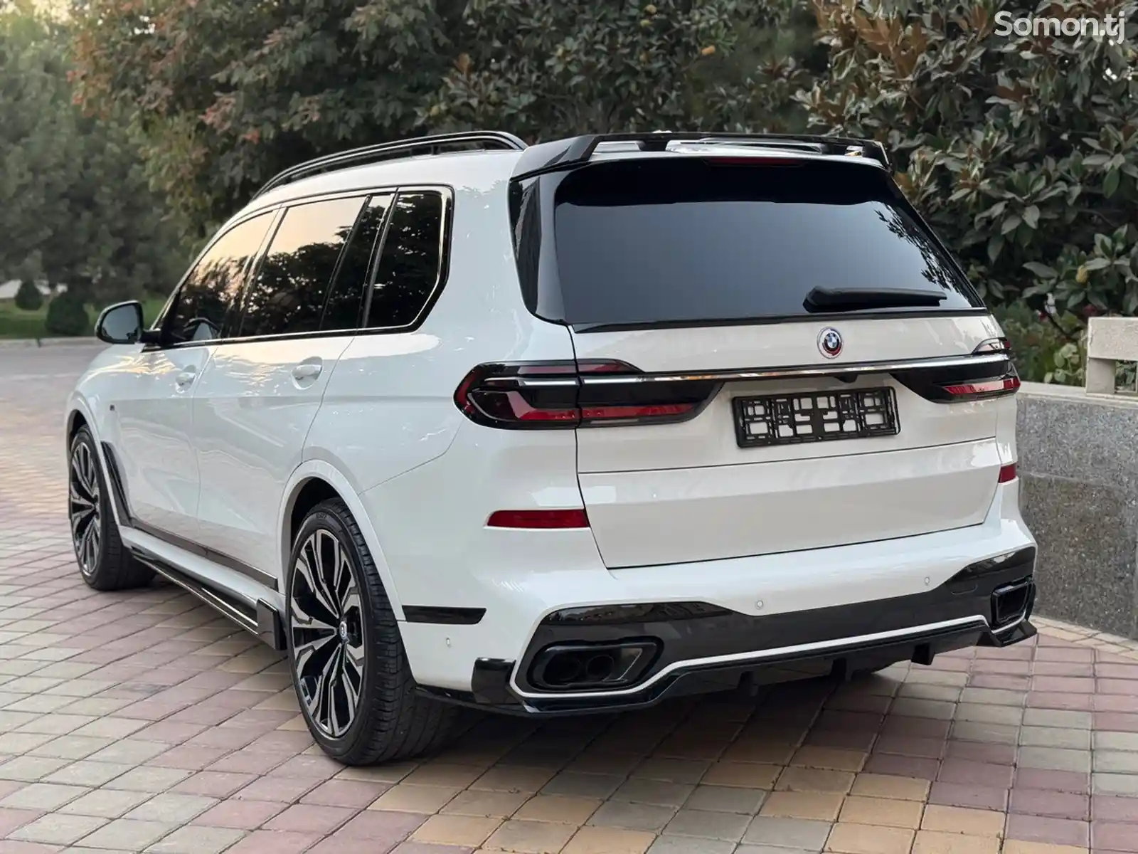 BMW X7, 2023-6