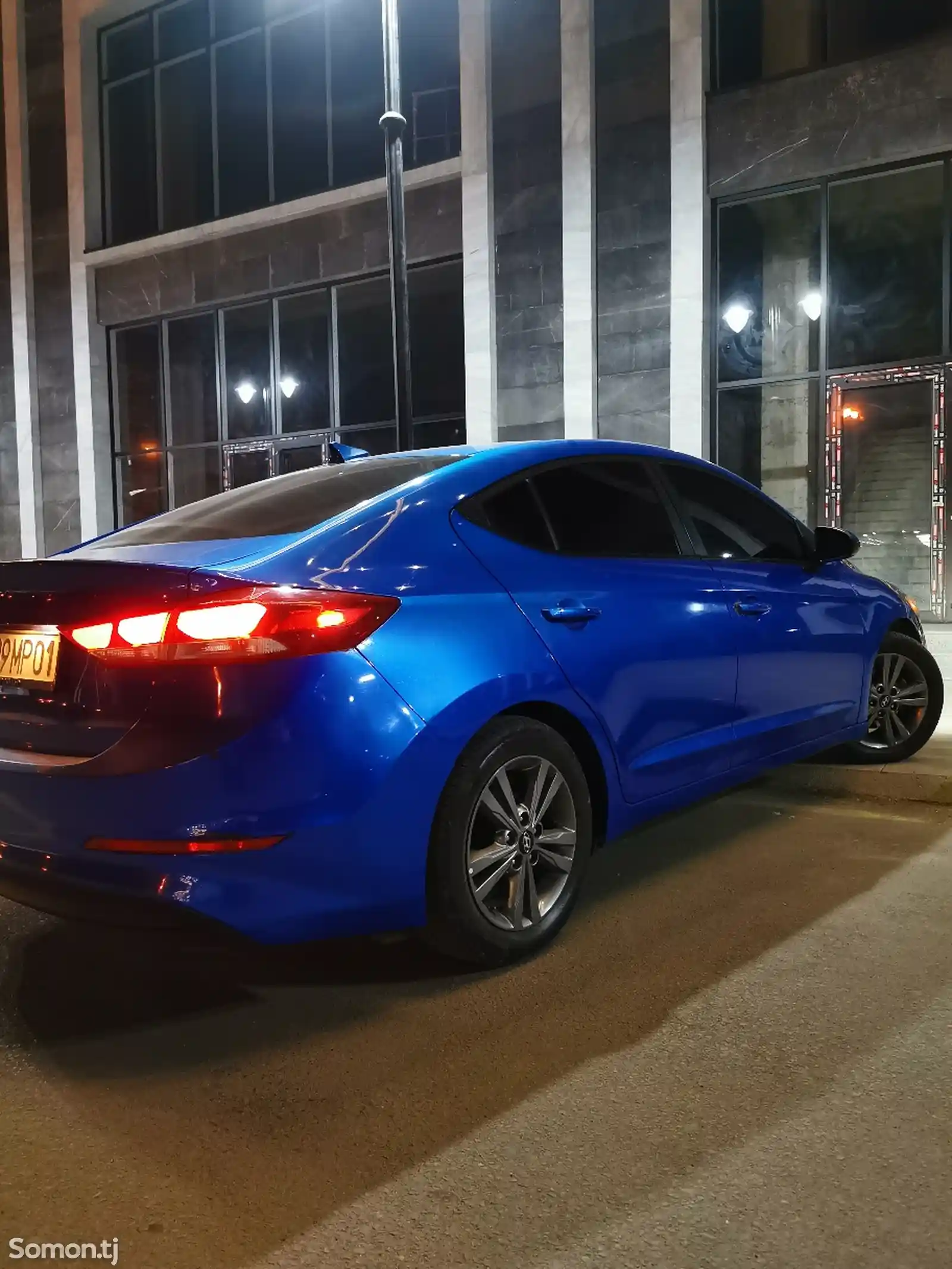 Hyundai Elantra, 2017-3