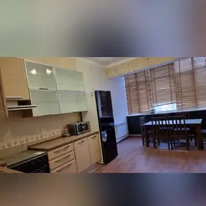 2-комн. квартира, 3 этаж, 85м², Сино (82мкр)