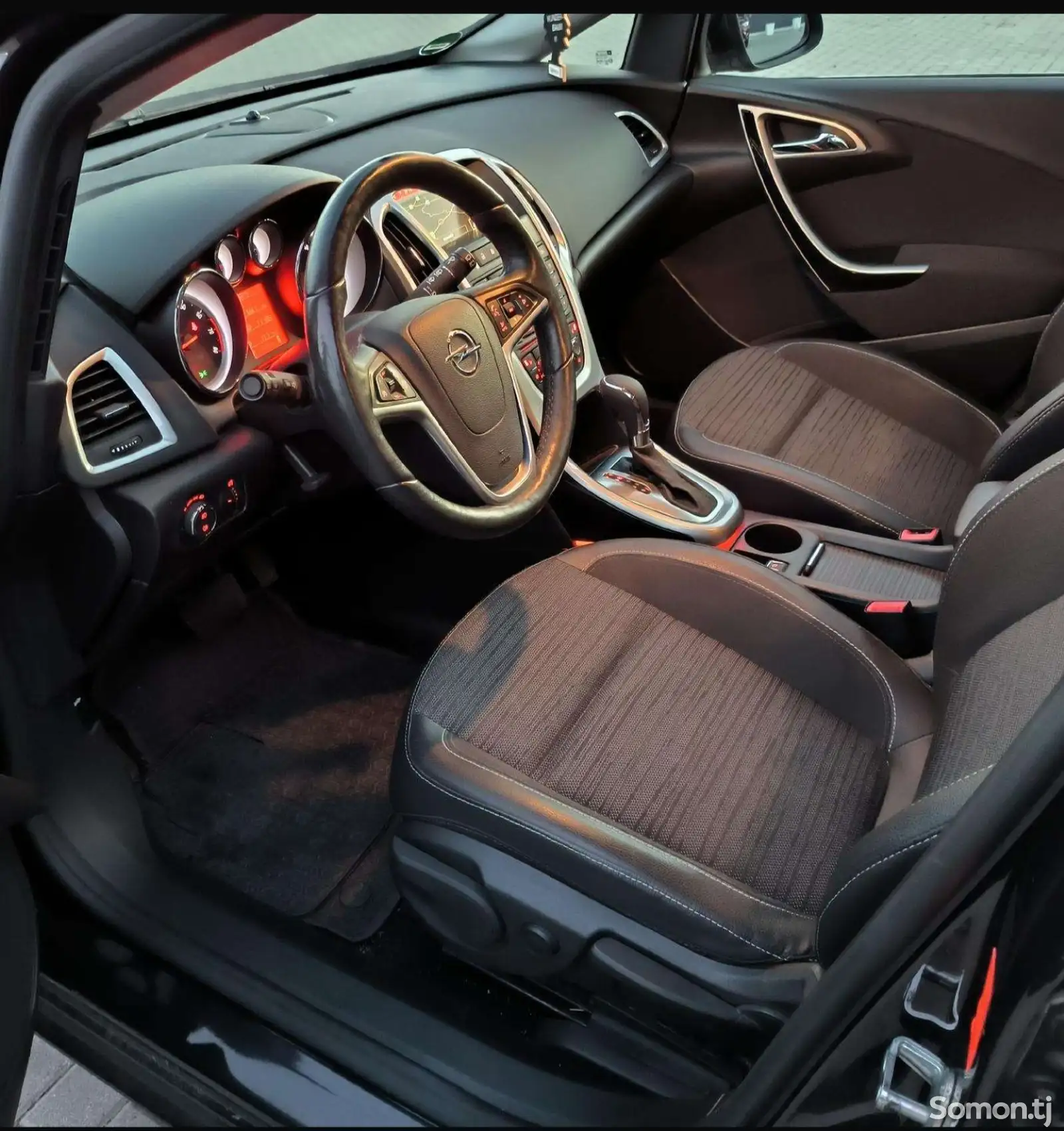 Opel Astra J, 2014-9