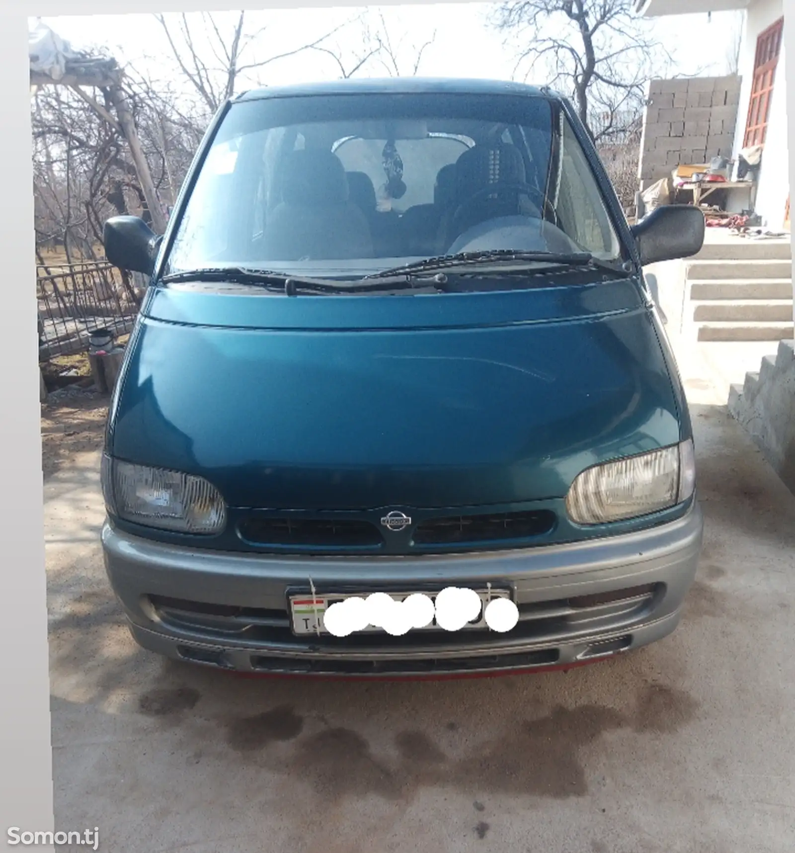 Nissan Serena, 1995-1