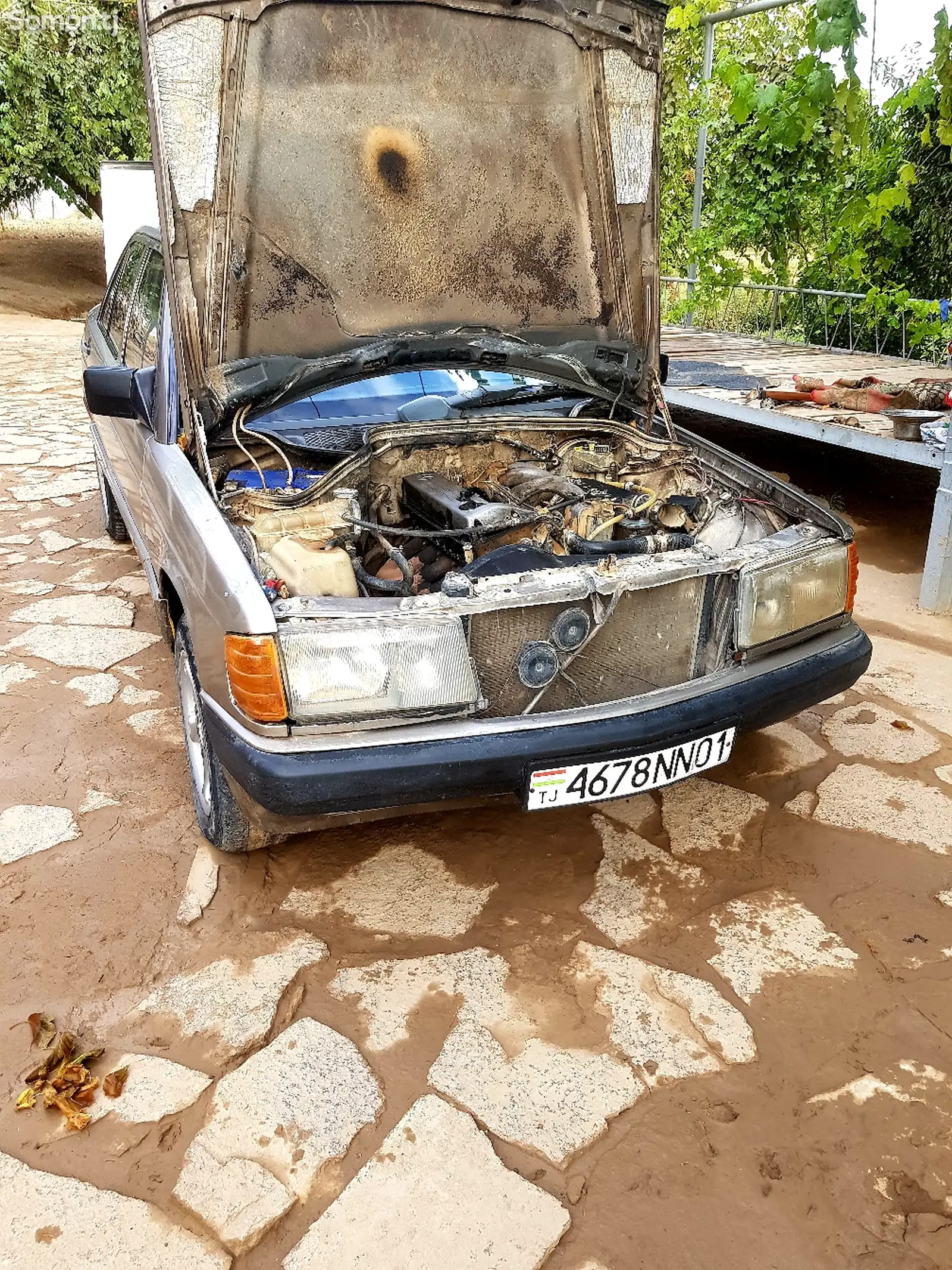 Mercedes-Benz W124, 1990-13