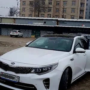 Kia K5, 2015