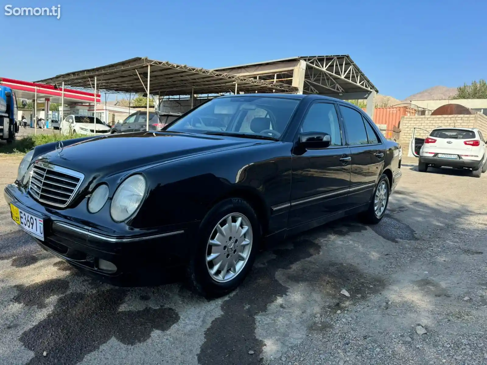 Mercedes-Benz E class, 2000-1