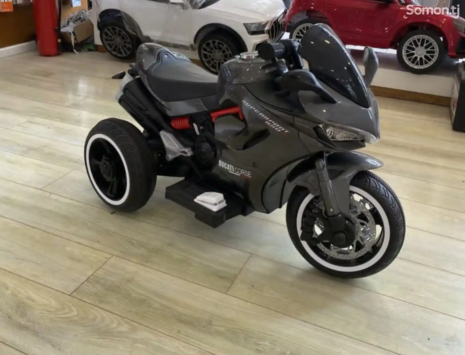 Детский мотоцикл Ducati-1