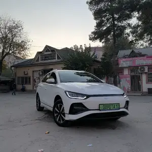 BYD E2, 2024