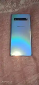 Samsung Galaxy S10+-2