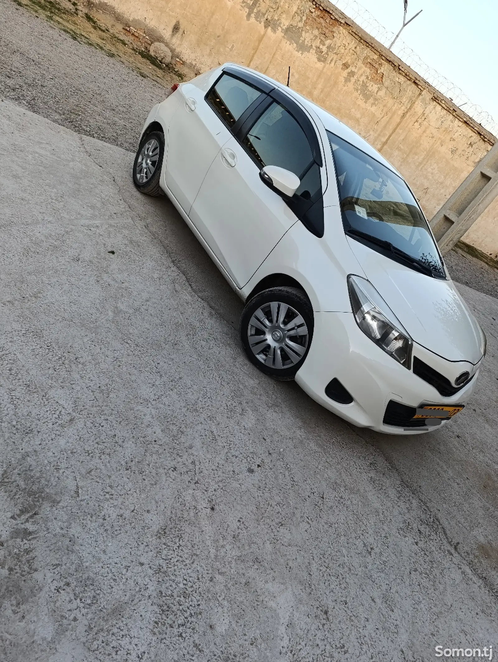 Toyota Vitz, 2012-4