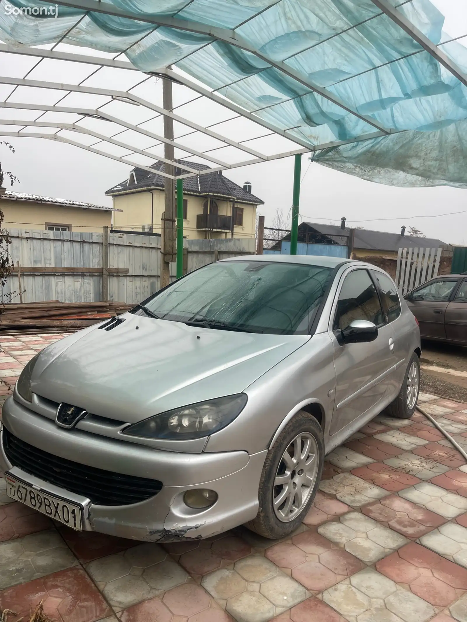 Peugeot 206, 2000-1