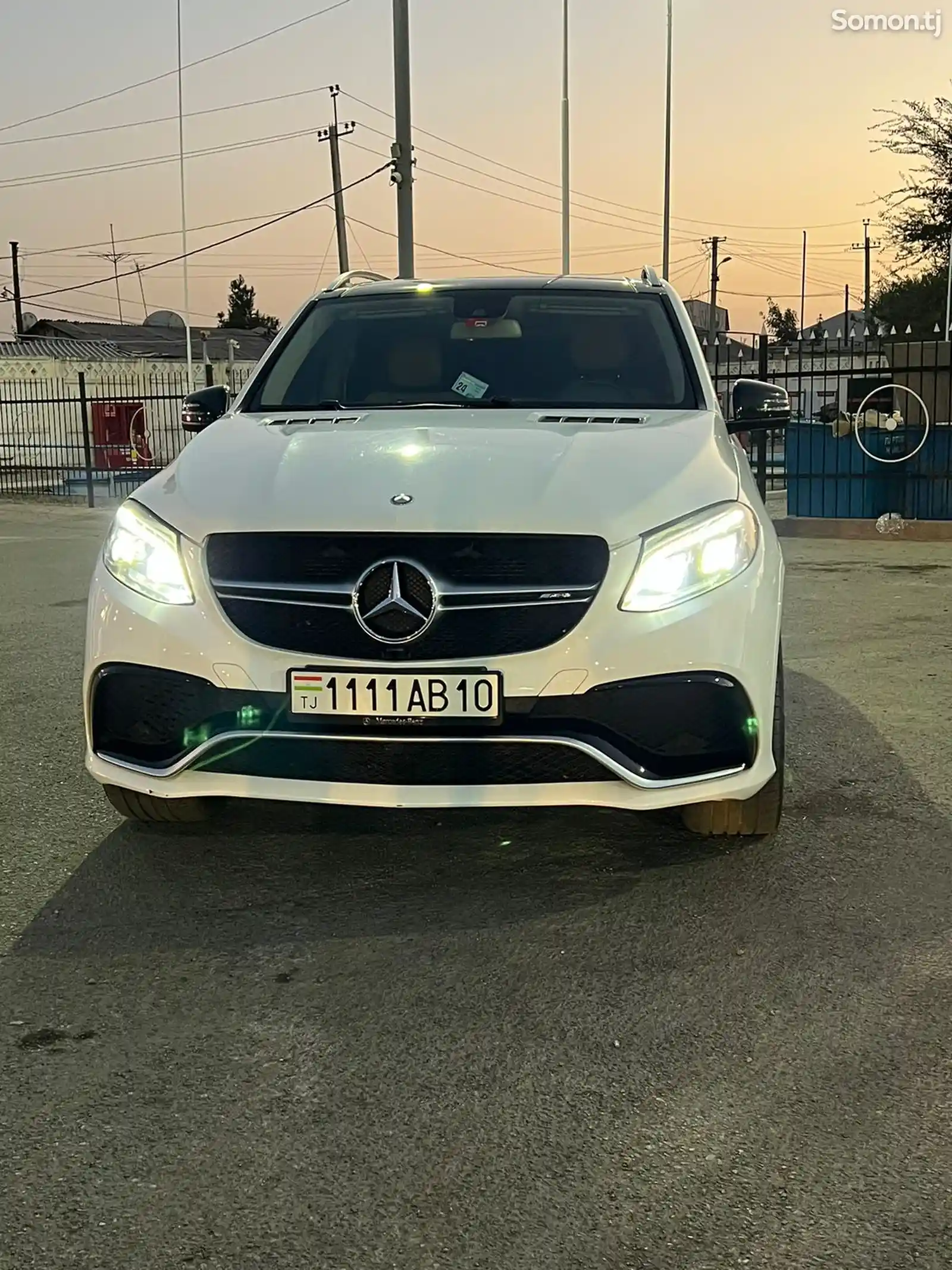 Mercedes-Benz GLE class, 2015-1