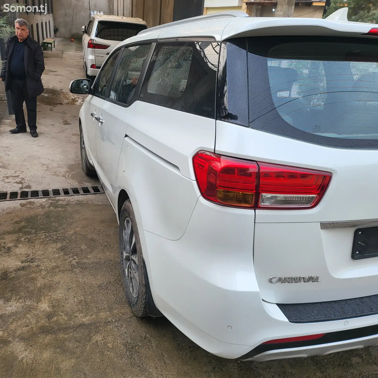 Kia Carnival, 2014-1