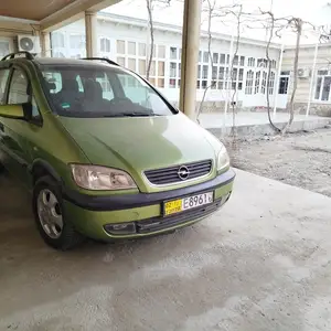 Opel Zafira, 2000