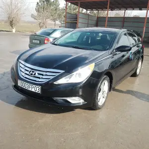 Hyundai Sonata, 2012