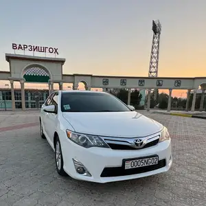 Toyota Camry, 2013