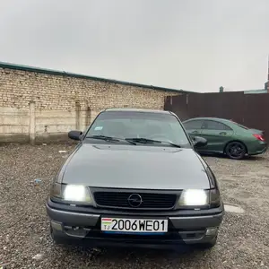 Opel Astra F, 1992