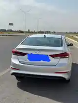 Hyundai Elantra, 2017-2