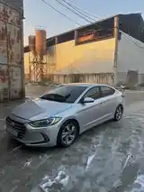 Hyundai Elantra, 2018-4