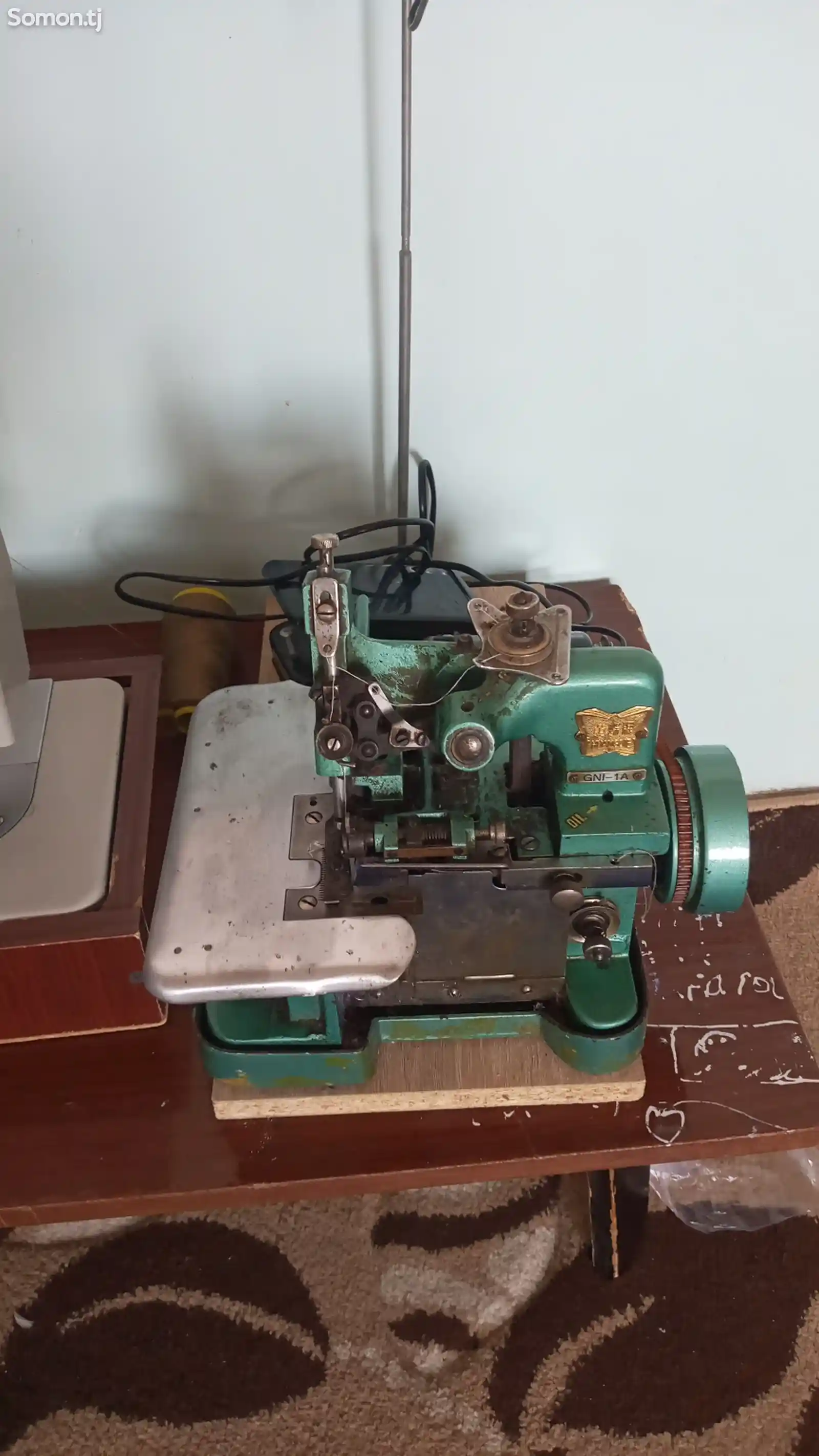 Швейная машинка и оверлок-1