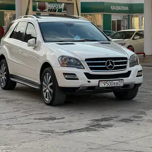 Mercedes-Benz ML class, 2011