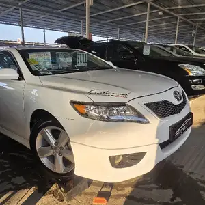 Toyota Camry, 2011