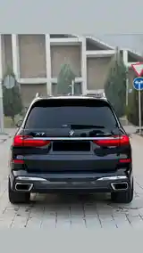 BMW X7, 2022-7