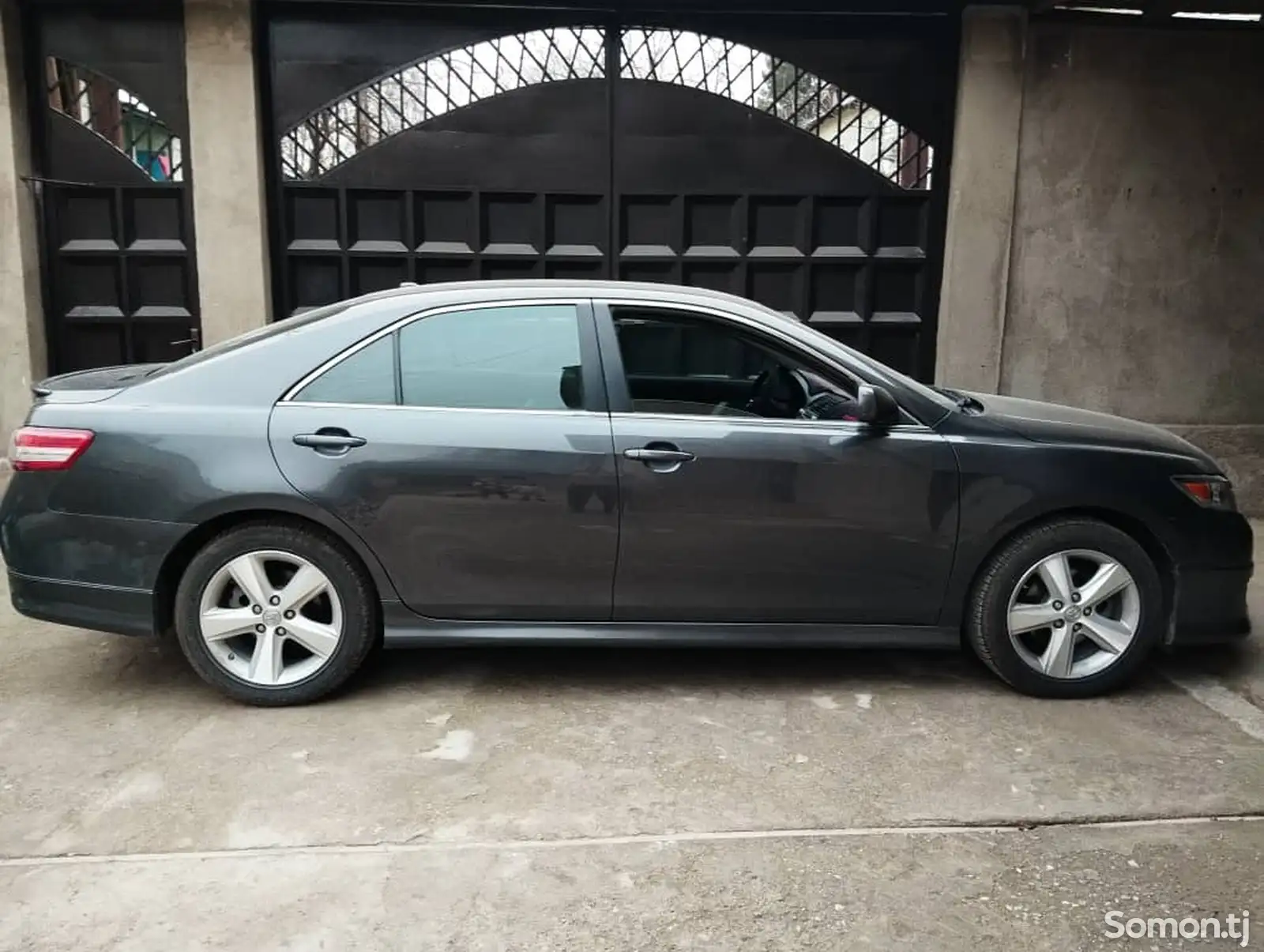 Toyota Camry, 2010