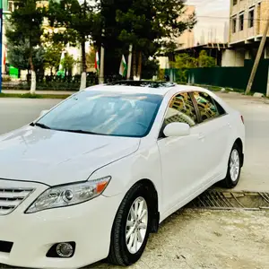 Toyota Camry, 2010