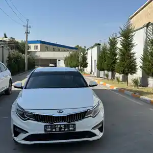 Kia Optima, 2020