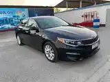 Kia Optima, 2017-3