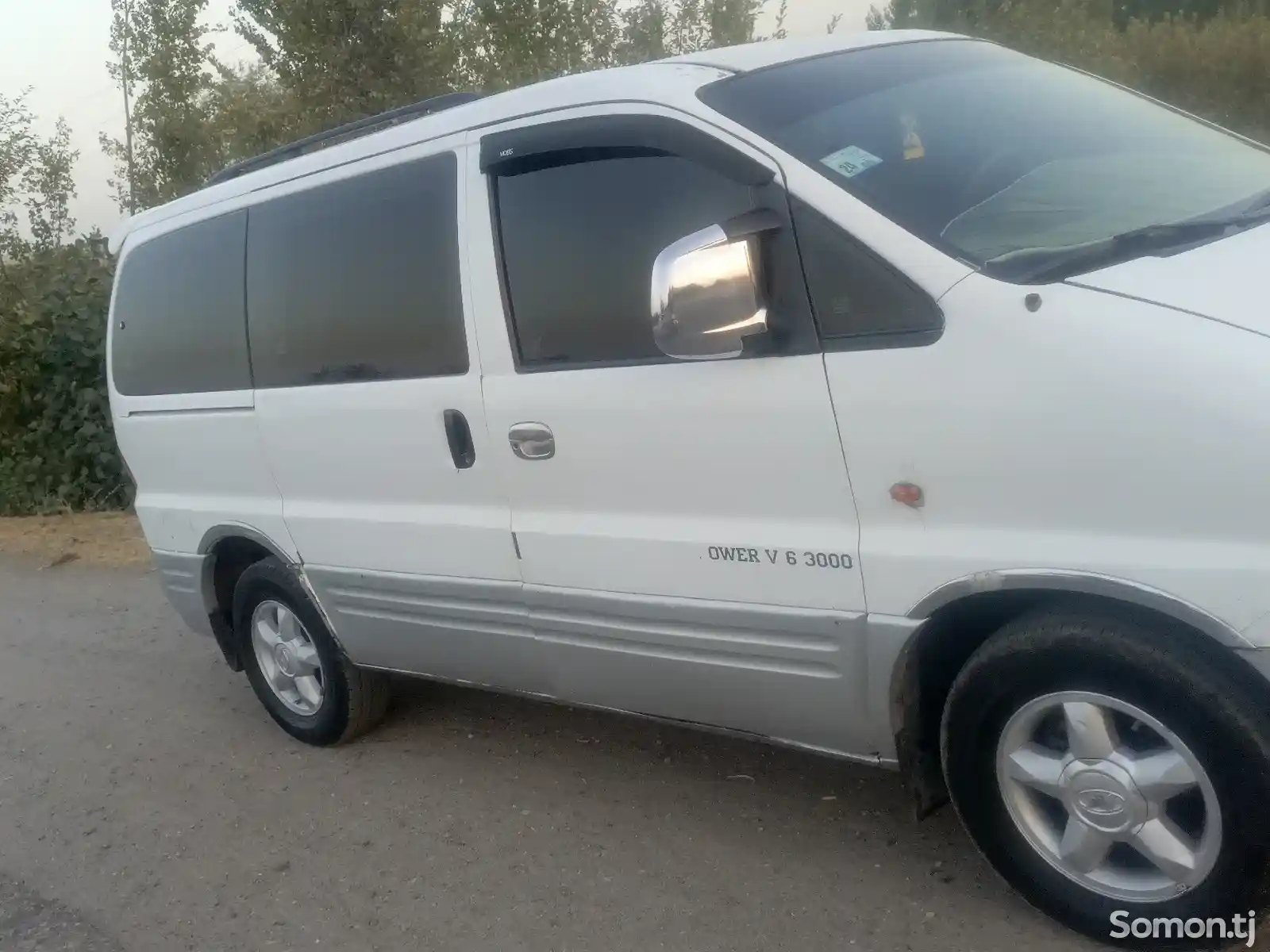 Микроавтобус Hyundai Starex, 2002-4