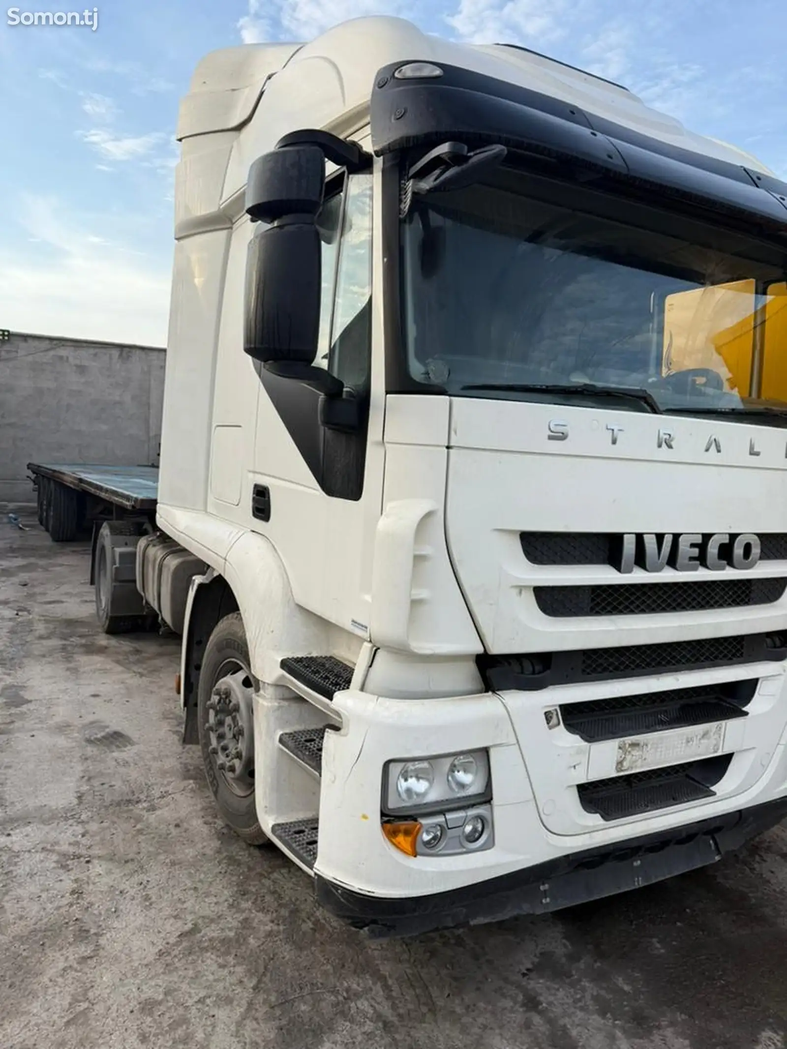 Бортовой грузовик Iveco, 2015-1