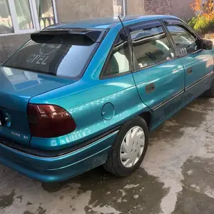 Opel Astra F, 1995