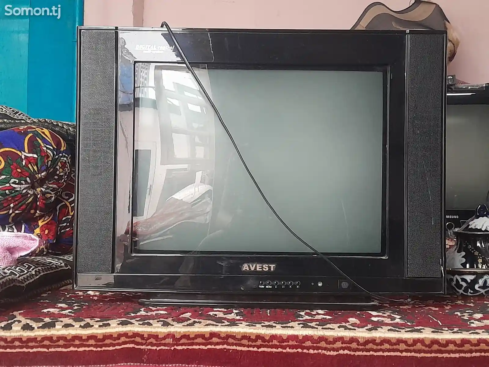 Телевизор Avest-1