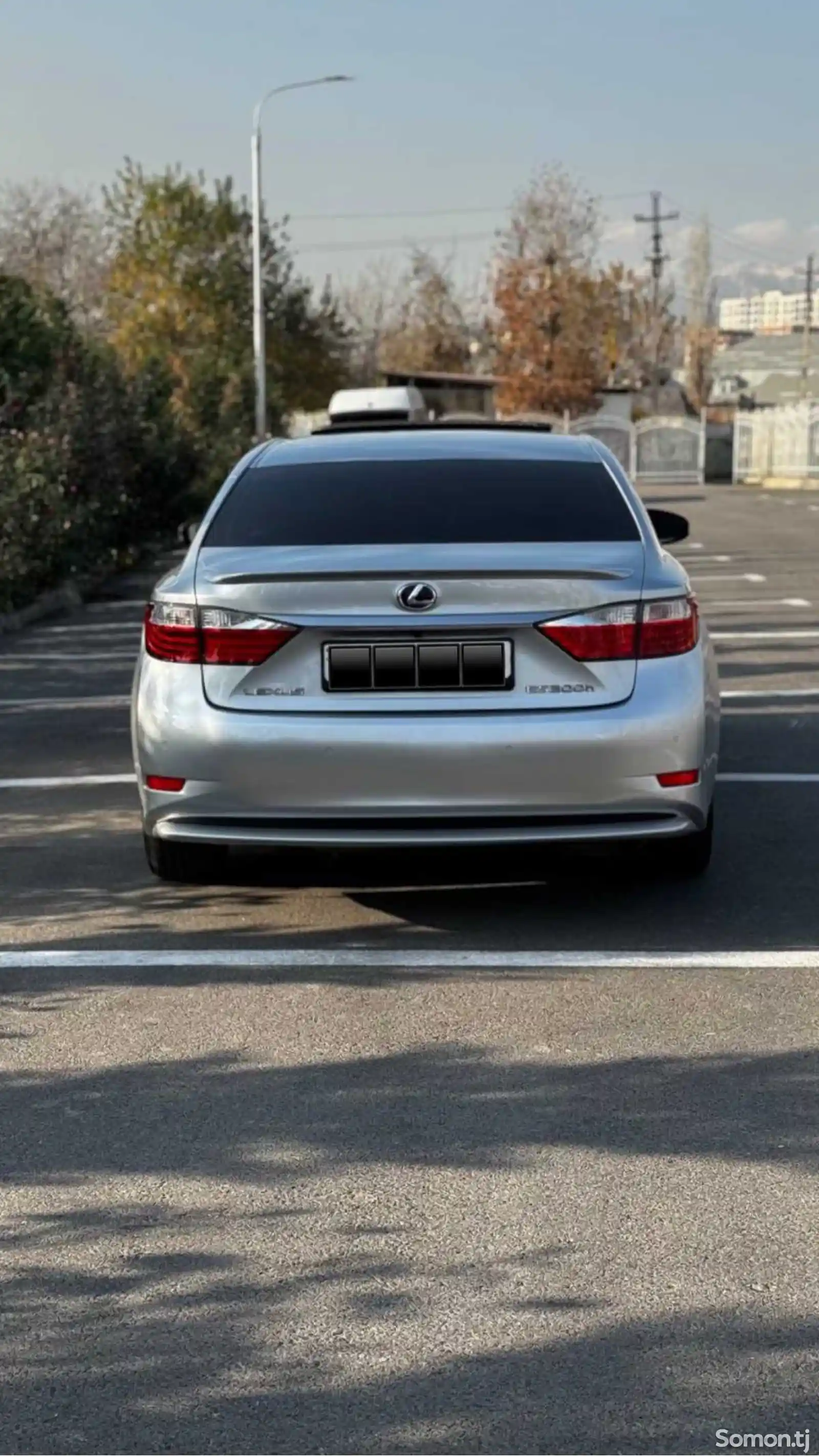 Lexus ES series, 2013-1