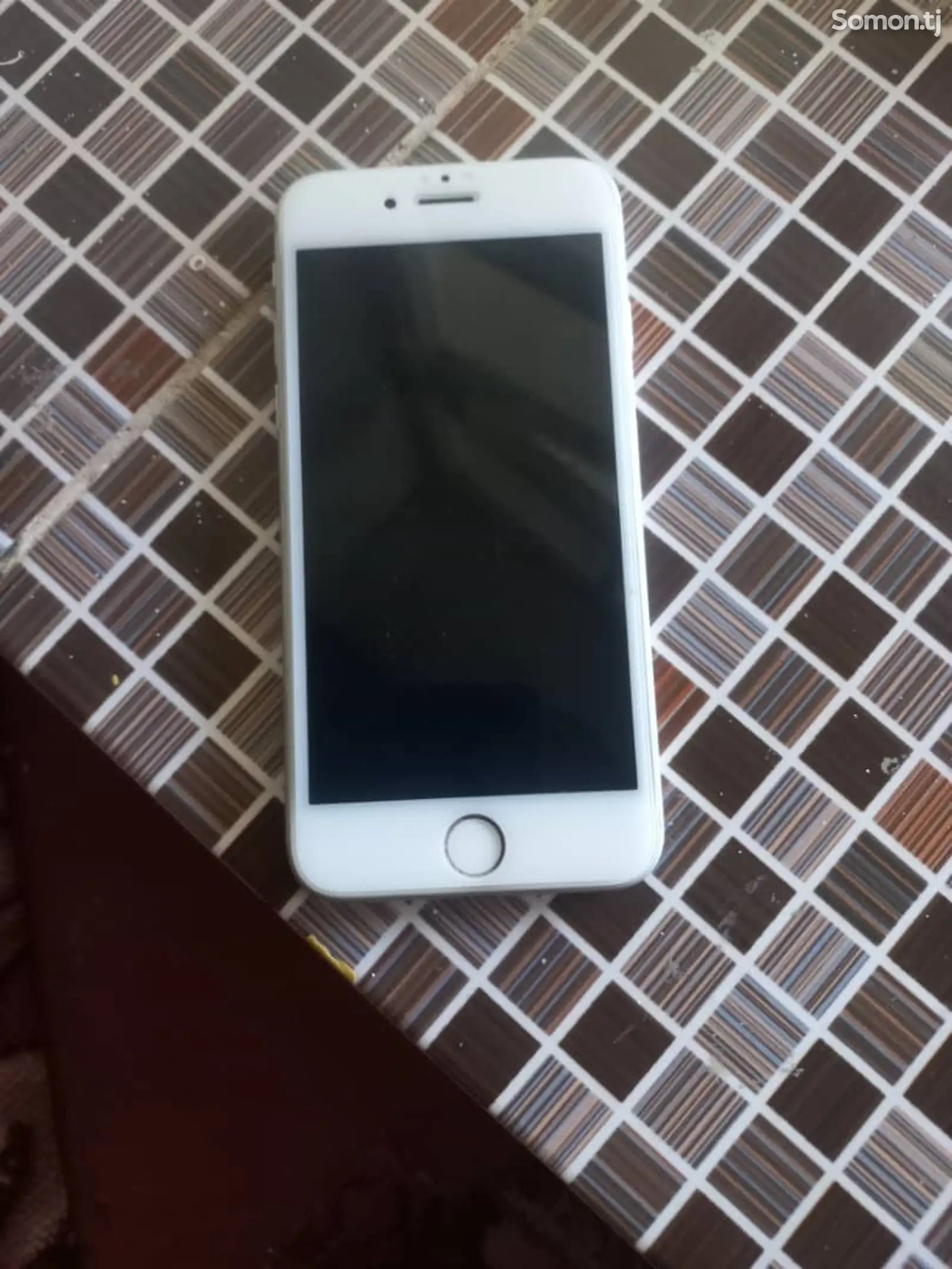 Apple iPhone 6-5