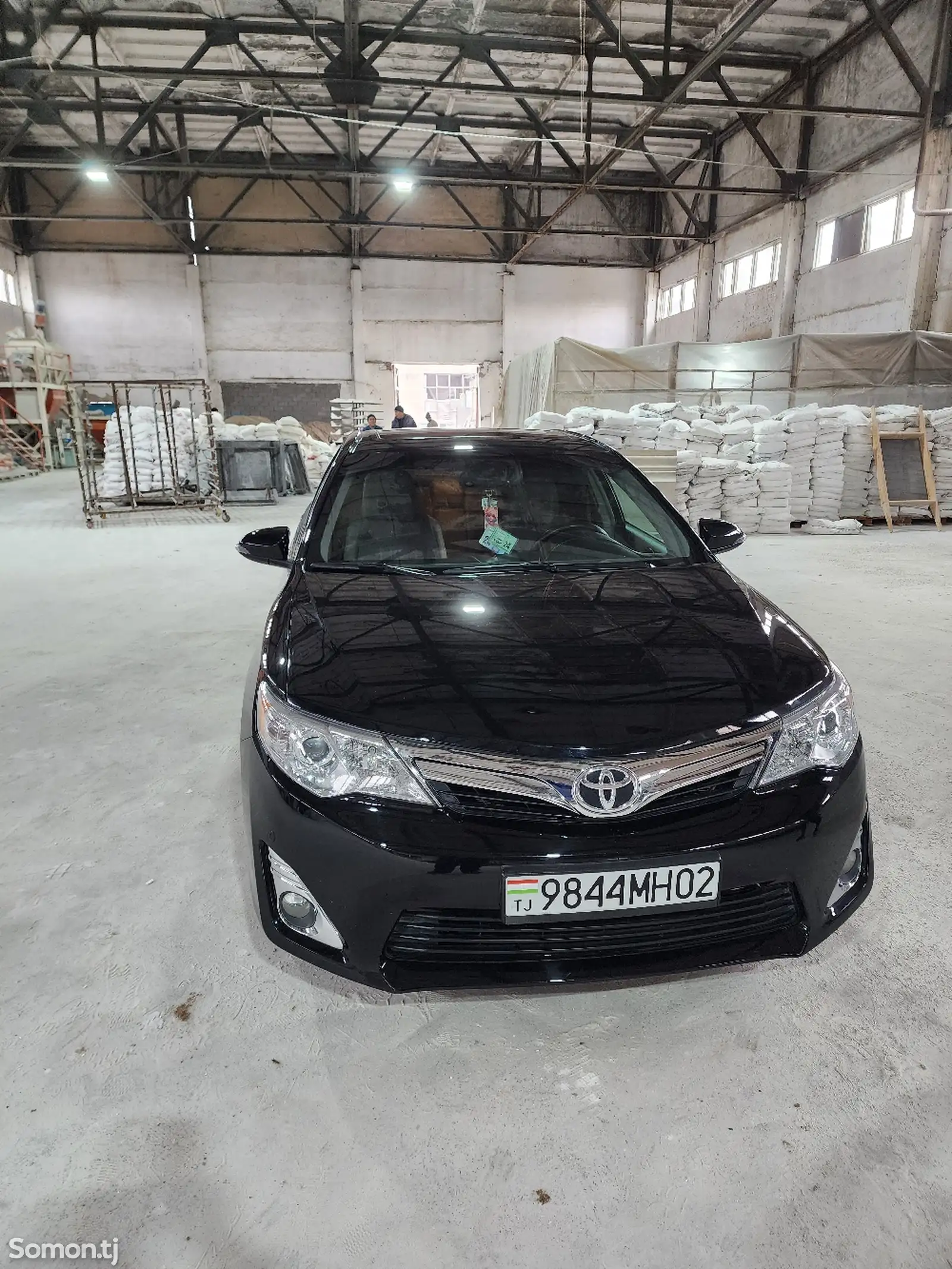 Toyota Camry, 2012-1