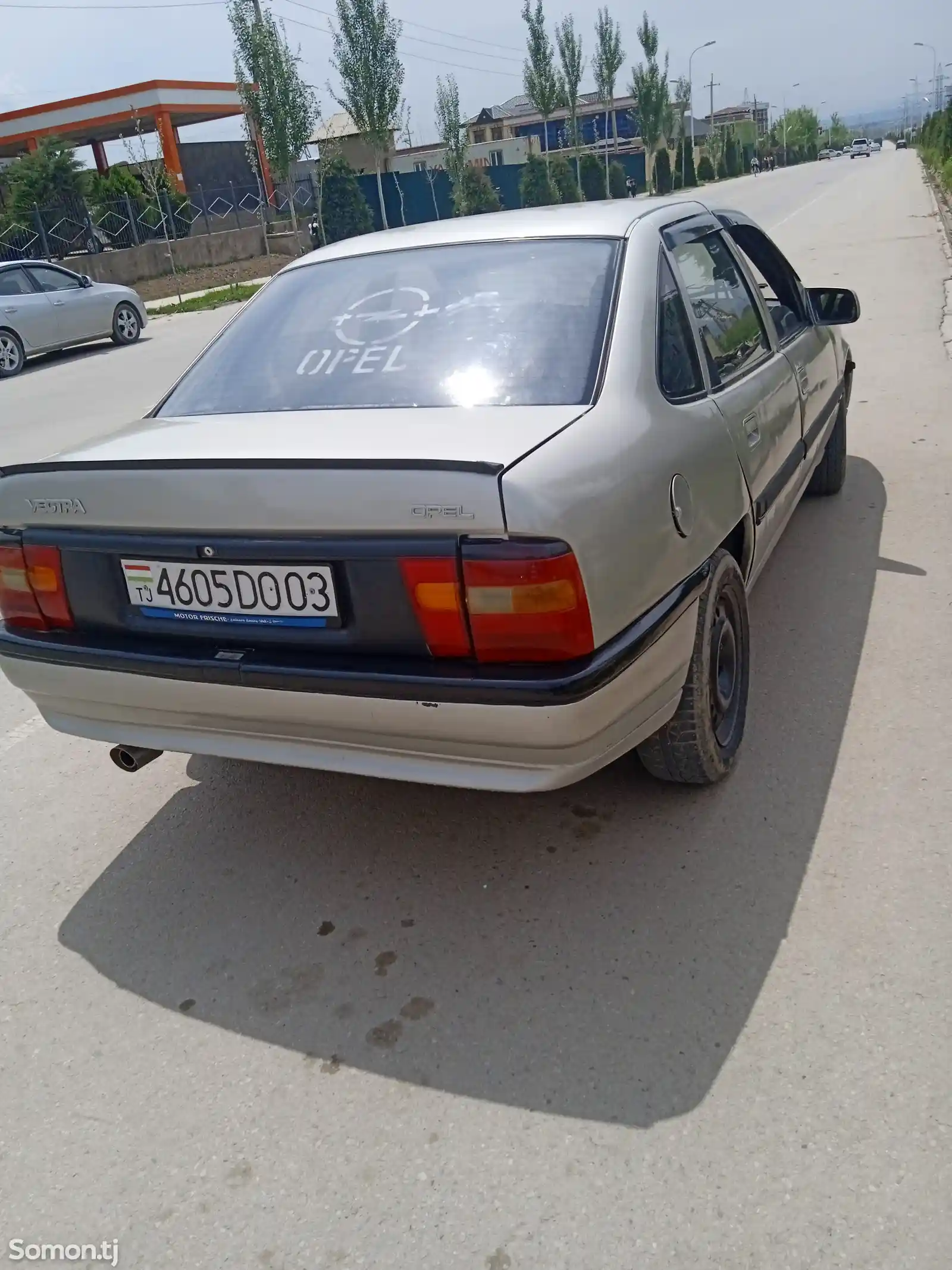 Opel Vectra B, 1992-3